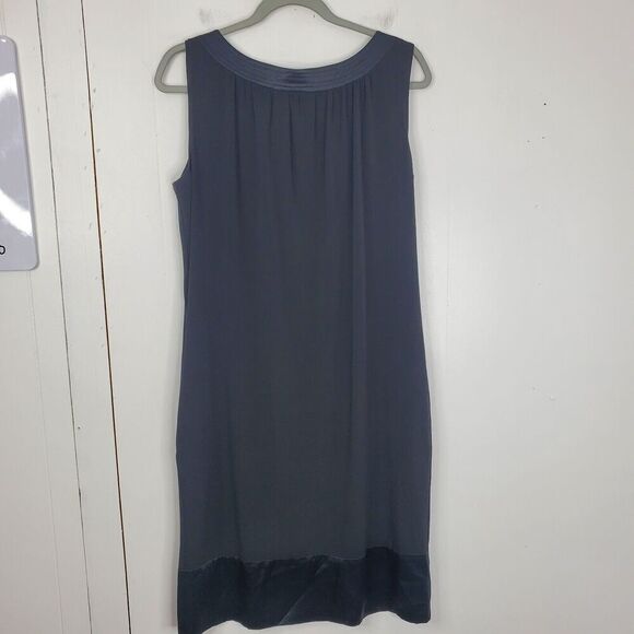 Donna Morgan Little Black Dress Silk Trim Shift Modest Formal Evening Womens 10 - Picture 2 of 8